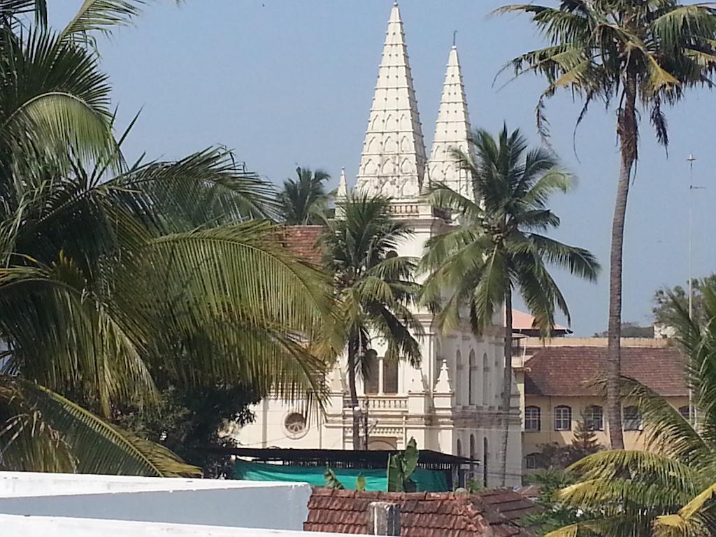 Niya Nest Homestay Kochi Esterno foto
