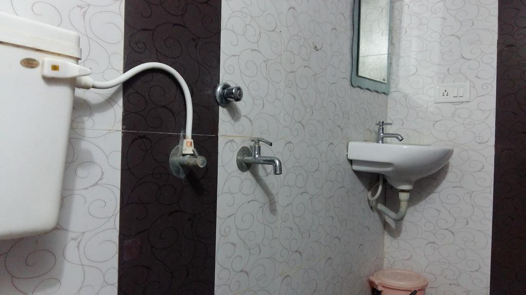 Niya Nest Homestay Kochi Esterno foto