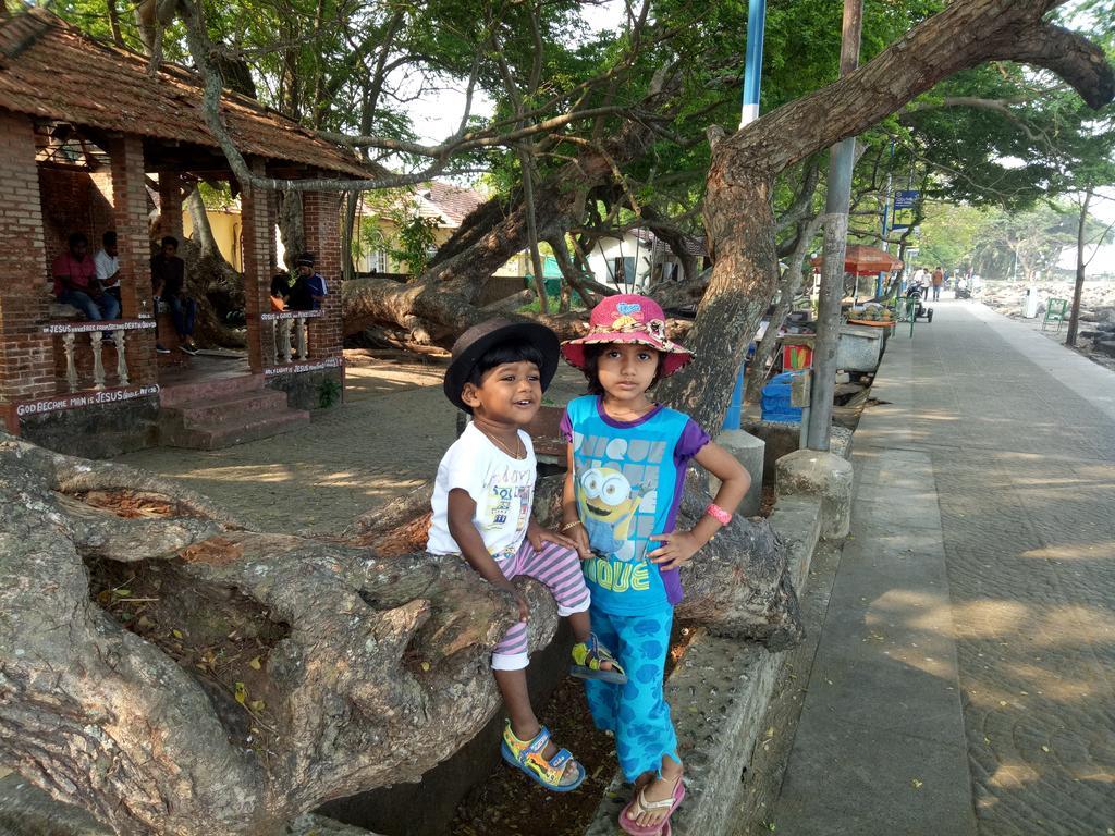 Niya Nest Homestay Kochi Esterno foto