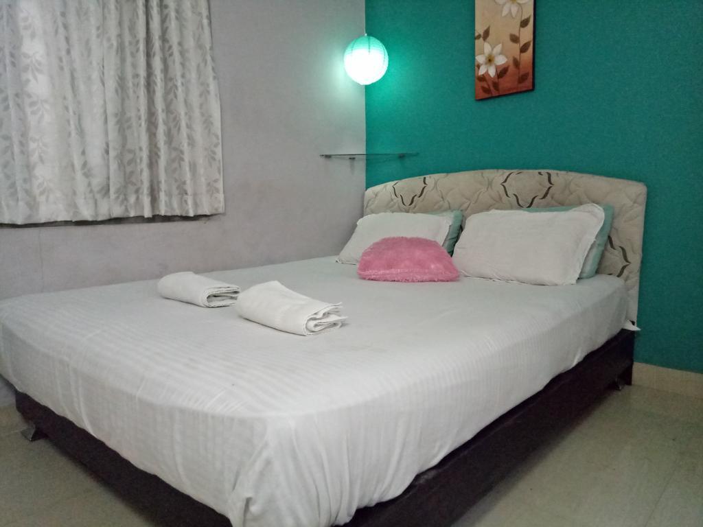 Niya Nest Homestay Kochi Esterno foto