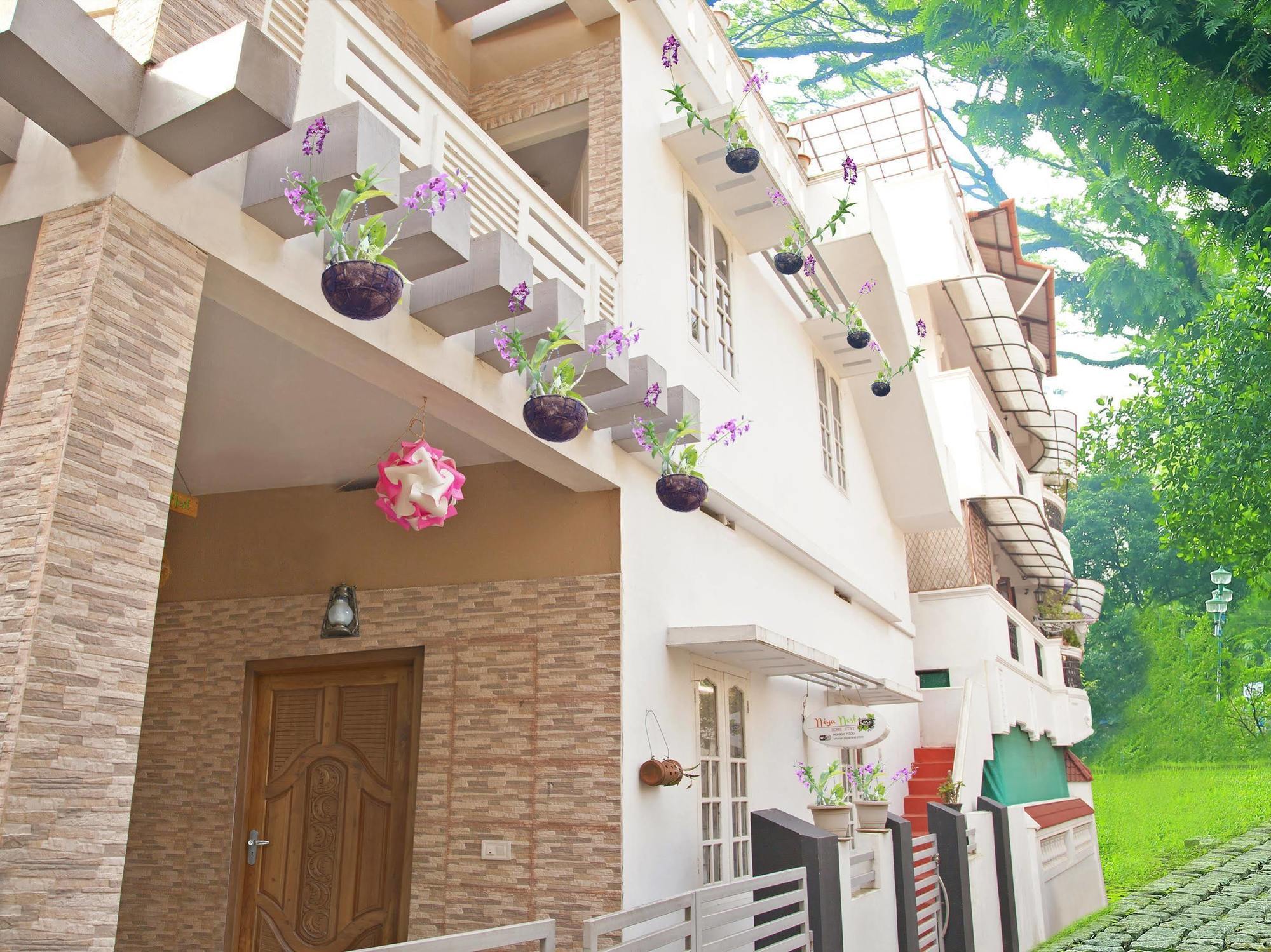Niya Nest Homestay Kochi Esterno foto